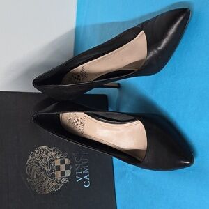 Vince Camuto Black Leather Pointed Toe Pumps High Heels Shoes 9